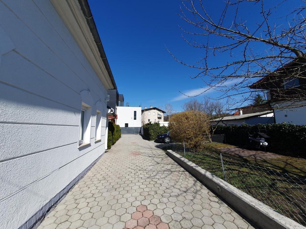 Charming Apartment Mila In Privat House With Free Parking 류블랴나 외부 사진